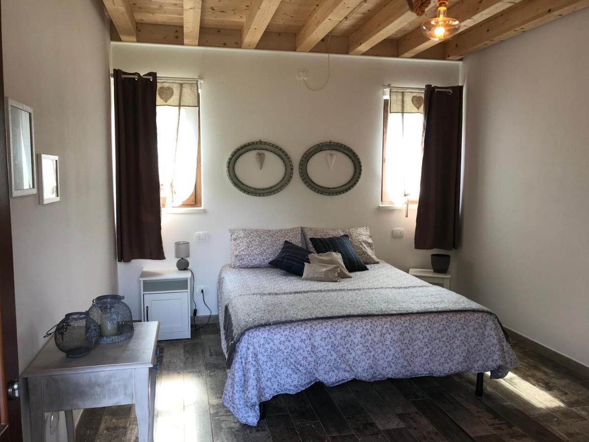 Agriturismo B&B Le Casette Sul Garda Cavaion Veronese Eksteriør billede