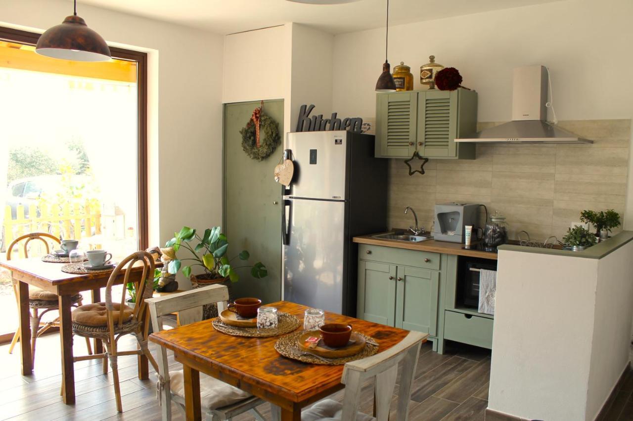 Agriturismo B&B Le Casette Sul Garda Cavaion Veronese Eksteriør billede