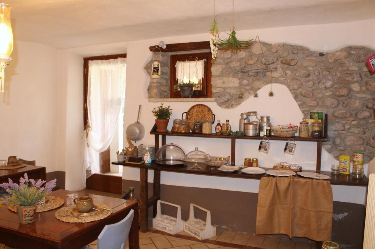 Agriturismo B&B Le Casette Sul Garda Cavaion Veronese Eksteriør billede